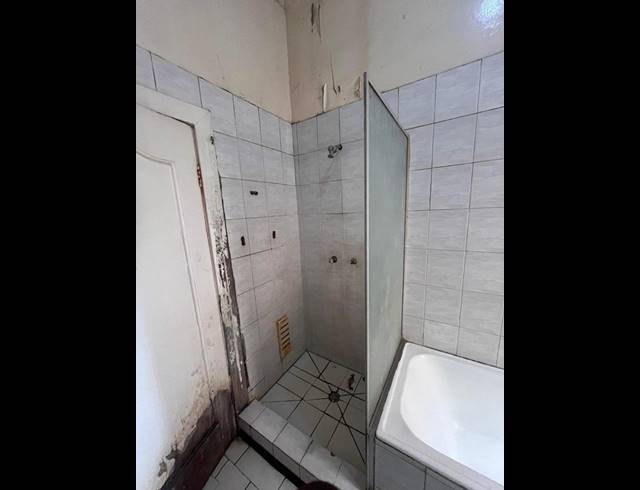 15 BEDROOM HOUSE FOR SALE IN HADDON